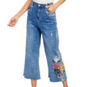 Gabby Isabella painted floral wide leg jeans .NWT!